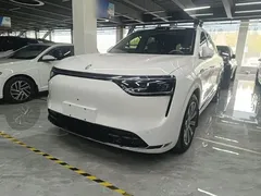 2025 Aito M8 EREV Max+ 53.4kWh 6-seat 192-line LiDAR, белый — фото 2