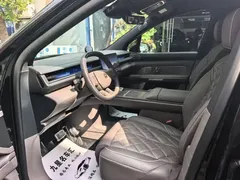 2026 Nio ES8 6-seat Executive Signature, чёрный — фото 4