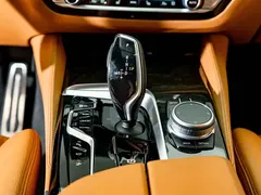 2021 BMW 6 Series GT 630i M Sport Package, чёрный — фото 17