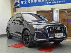 2021 Audi Q7 45 TFSI quattro S line Sport, чёрный — фото 4