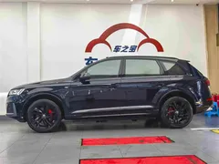 2021 Audi Q7 45 TFSI quattro S line Sport, чёрный — фото 5