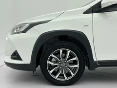 2022 Toyota Yaris L Zhixuan X 1.5L CVT Luxury Plus, белый — фото 21