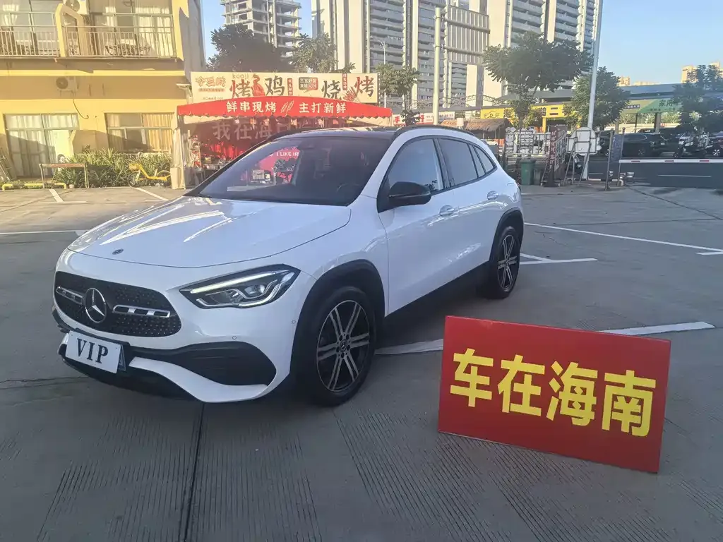2022 Mercedes-Benz GLA 220 4MATIC