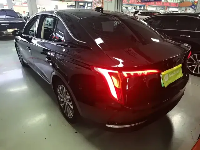 2023 Hongqi E-QM5 EV 620km PLUS
