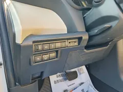 2023 Toyota Granvia 2.5L Hybrid Premium Plus, белый — фото 14