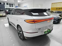 2025 BYD Sealion 06 DM-i PHEV 205 Plus, белый — фото 7
