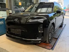 2026 Nio ES8 6-seat Executive Signature, чёрный — фото 2