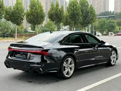2022 Audi A7L 45 TFSI quattro S-line, чёрный — фото 19