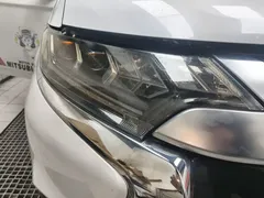 2021 Mitsubishi Outlander 2.4L 4WD 7-seat, белый — фото 7