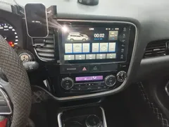 2021 Mitsubishi Outlander 2.4L 4WD 7-seat, белый — фото 14