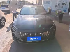 2024 Hongqi E-QM5 EV 610km Plus, чёрный — фото 2