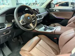 2021 BMW X5 M Sport Package, чёрный — фото 5