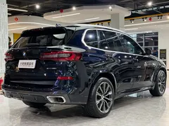 2021 BMW X5 M Sport Package, чёрный — фото 16