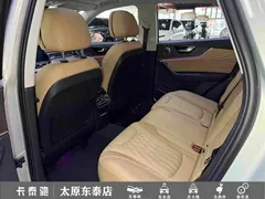 2023 Hongqi HS5 2.0T 4WD Pro — фото 25