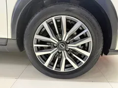2023 Nissan Kicks 1.5L Luxury, белый — фото 4