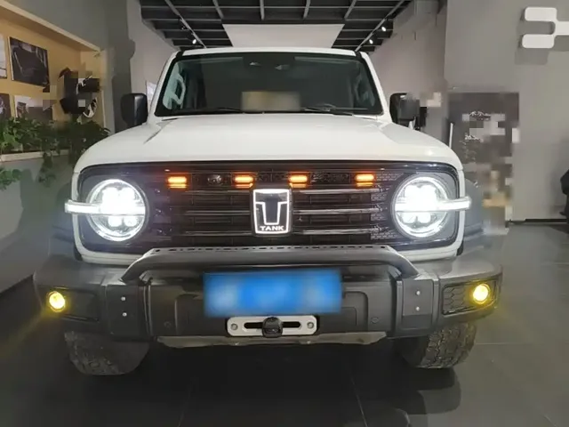 2024 Tank 300 2.0T Conqueror