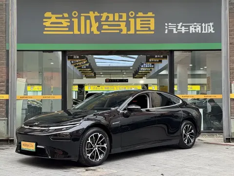 2023 Xpeng P7 586E
