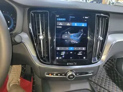 2023 Volvo S60 B4 Luxury, белый — фото 13