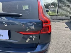 2023 Volvo XC60 4WD Luxury, синий — фото 12