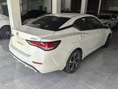 2020 Nissan Sylphy 1.6L XE CVT Comfort, белый — фото 3