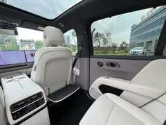 2025 Li Auto i6 4WD Standard, белый — фото 11