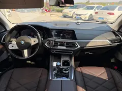 2022 BMW X5 30Li Premium M Sport Package, чёрный — фото 4