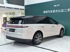 2025 Li Auto i8 Standard, белый — фото 17