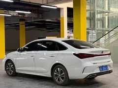 2023 Changan Eado PLUS 1.4T GDI DCT Premium, белый — фото 6