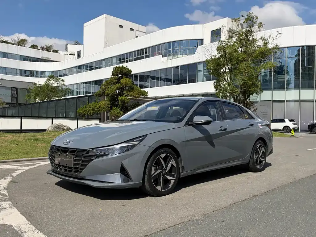 2022 Hyundai Elantra 1.5L CVT GLX Elite