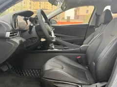 2022 Hyundai Elantra 1.5L CVT GLX Elite — фото 10