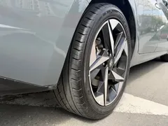 2022 Hyundai Elantra 1.5L CVT GLX Elite — фото 18
