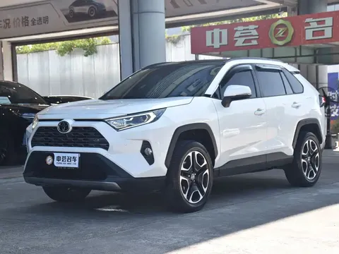 2022 Toyota RAV4 2.0L CVT 4WD Premium