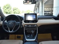 2022 Toyota RAV4 2.0L CVT 4WD Premium, белый — фото 4