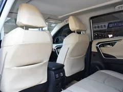 2022 Toyota RAV4 2.0L CVT 4WD Premium, белый — фото 6