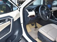 2022 Toyota RAV4 2.0L CVT 4WD Premium, белый — фото 7