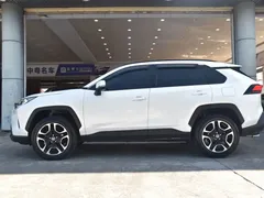 2022 Toyota RAV4 2.0L CVT 4WD Premium, белый — фото 8