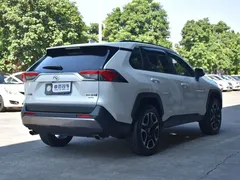 2022 Toyota RAV4 2.0L CVT 4WD Premium, белый — фото 15