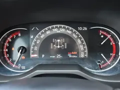 2022 Toyota RAV4 2.0L CVT 4WD Premium, белый — фото 18
