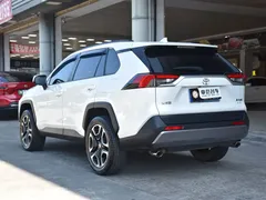2022 Toyota RAV4 2.0L CVT 4WD Premium, белый — фото 19