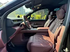 2026 Nio ES8 6-seat Executive Signature, чёрный — фото 12
