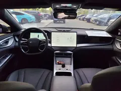 2024 BYD Seal PHEV 1.5L 121km Luxury — фото 5