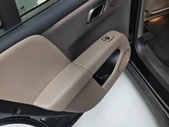2025 Li Auto i6 2WD Standard, чёрный — фото 10