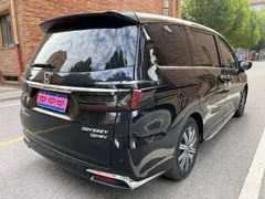 2024 Honda Odyssey 2.0L e:HEV 4-seat, чёрный — фото 3