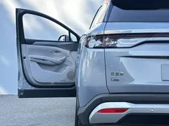 2026 BYD Song Ultra EV 710km — фото 9