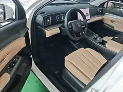 2025 BYD Song Pro 2nd Gen DM-i PHEV 75km, белый — фото 16