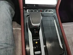 2025 Hongqi H5 PHEV 170, чёрный — фото 14