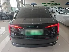 2023 Hongqi E-QM5 EV 620km PLUS, чёрный — фото 6
