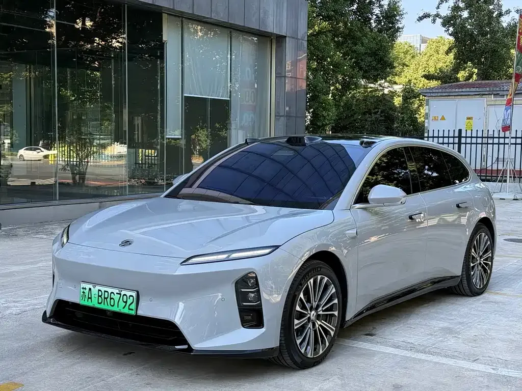 2025 Nio ET5T 75kWh Touring