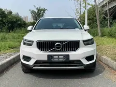 2021 Volvo XC40 T3 Fashion, белый — фото 2