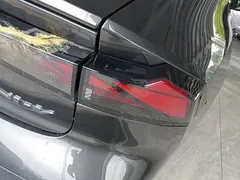 2022 Changan UNI-V 1.5T Premium — фото 8